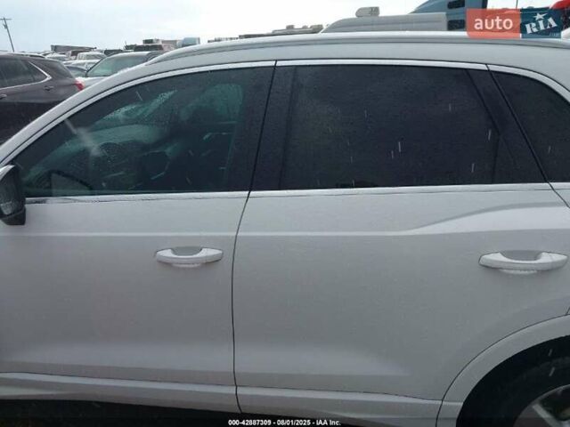 Белый Ауди Ку3, объемом двигателя 1.98 л и пробегом 156 тыс. км за 7600 $, фото 6 на Automoto.ua