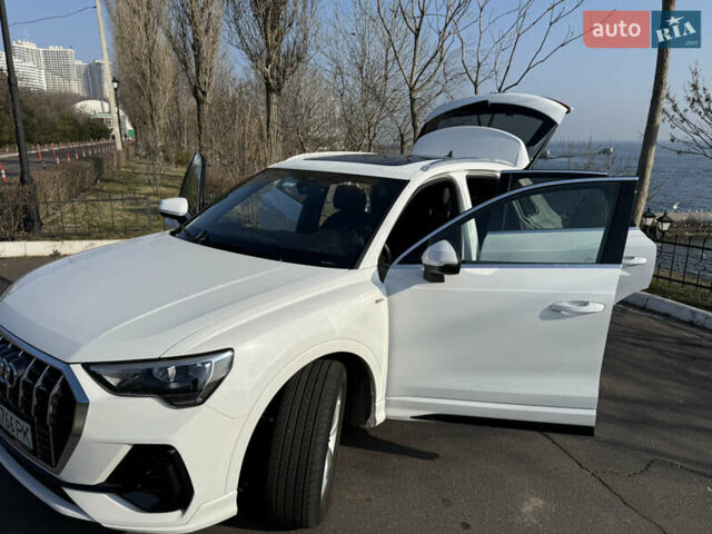 Белый Ауди Ку3, объемом двигателя 2 л и пробегом 23 тыс. км за 23300 $, фото 3 на Automoto.ua