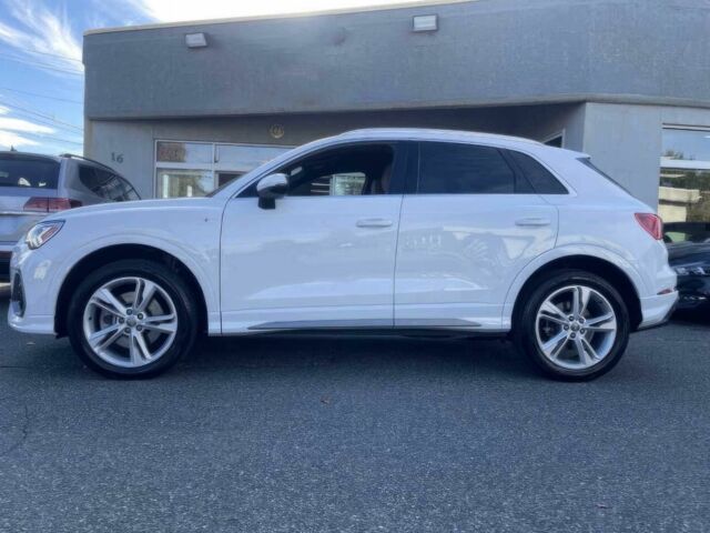 Белый Ауди Ку3, объемом двигателя 2 л и пробегом 42 тыс. км за 18000 $, фото 3 на Automoto.ua