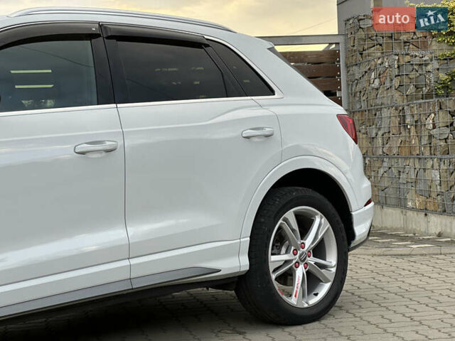 Белый Ауди Ку3, объемом двигателя 2 л и пробегом 42 тыс. км за 27999 $, фото 9 на Automoto.ua