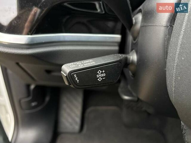 Белый Ауди Ку3, объемом двигателя 1.98 л и пробегом 20 тыс. км за 23500 $, фото 23 на Automoto.ua