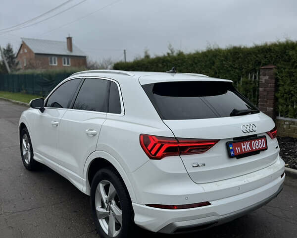 Белый Ауди Ку3, объемом двигателя 2 л и пробегом 162 тыс. км за 23700 $, фото 2 на Automoto.ua