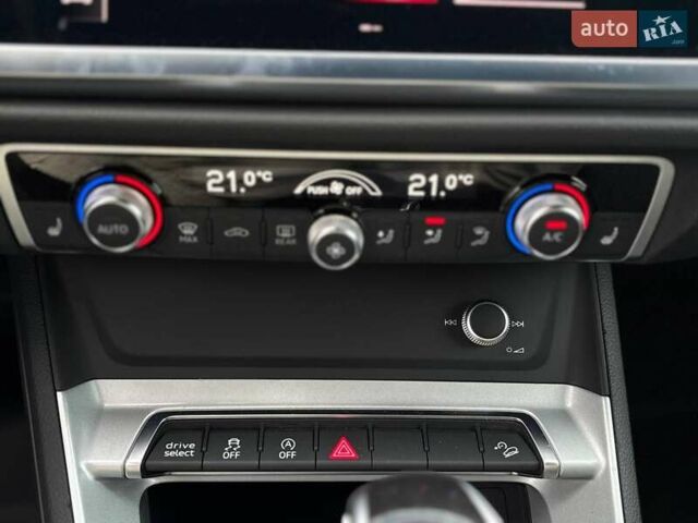 Белый Ауди Ку3, объемом двигателя 1.98 л и пробегом 20 тыс. км за 23500 $, фото 27 на Automoto.ua