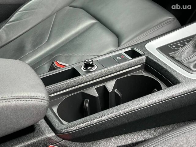 Белый Ауди Ку3, объемом двигателя 2 л и пробегом 84 тыс. км за 27990 $, фото 19 на Automoto.ua