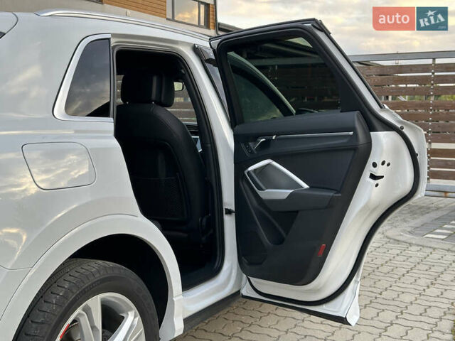 Білий Ауді Ку3, об'ємом двигуна 2 л та пробігом 42 тис. км за 28500 $, фото 74 на Automoto.ua