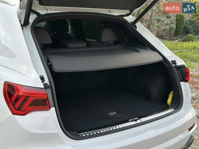 Белый Ауди Ку3, объемом двигателя 2 л и пробегом 42 тыс. км за 27999 $, фото 96 на Automoto.ua