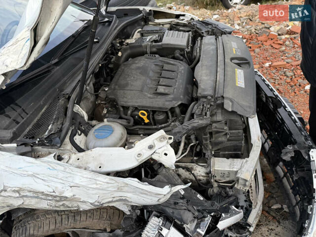 Белый Ауди Ку3, объемом двигателя 2 л и пробегом 50 тыс. км за 10500 $, фото 2 на Automoto.ua