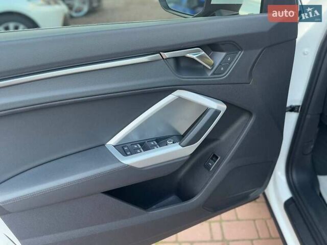 Белый Ауди Ку3, объемом двигателя 1.98 л и пробегом 71 тыс. км за 22800 $, фото 14 на Automoto.ua