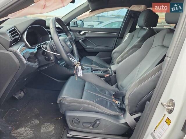 Белый Ауди Ку3, объемом двигателя 2 л и пробегом 59 тыс. км за 9000 $, фото 6 на Automoto.ua