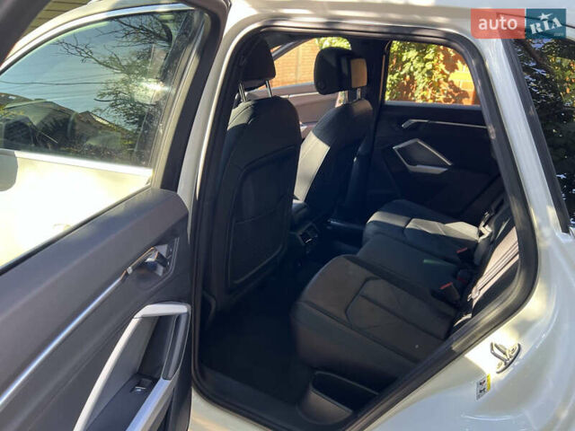 Белый Ауди Ку3, объемом двигателя 2 л и пробегом 23 тыс. км за 23300 $, фото 31 на Automoto.ua