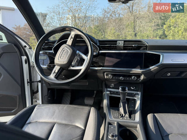 Белый Ауди Ку3, объемом двигателя 2 л и пробегом 23 тыс. км за 23300 $, фото 7 на Automoto.ua