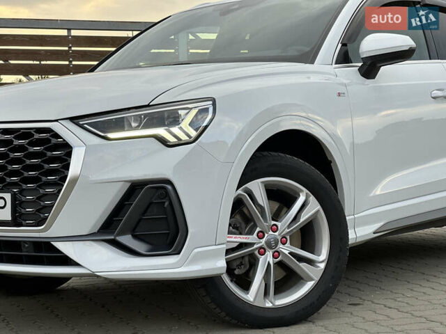 Білий Ауді Ку3, об'ємом двигуна 2 л та пробігом 42 тис. км за 28500 $, фото 11 на Automoto.ua