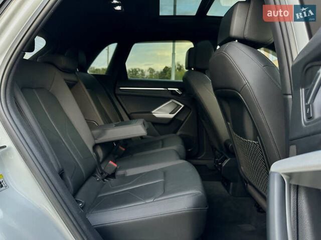 Білий Ауді Ку3, об'ємом двигуна 2 л та пробігом 42 тис. км за 28500 $, фото 77 на Automoto.ua