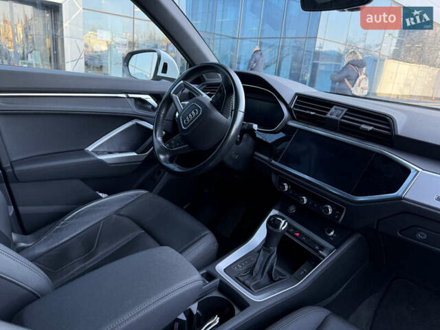 Белый Ауди Ку3, объемом двигателя 2 л и пробегом 23 тыс. км за 23300 $, фото 22 на Automoto.ua