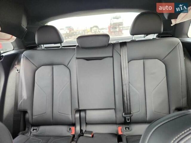 Белый Ауди Ку3, объемом двигателя 2 л и пробегом 59 тыс. км за 9000 $, фото 10 на Automoto.ua