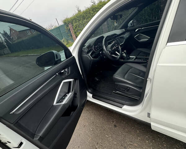 Белый Ауди Ку3, объемом двигателя 2 л и пробегом 162 тыс. км за 23700 $, фото 4 на Automoto.ua