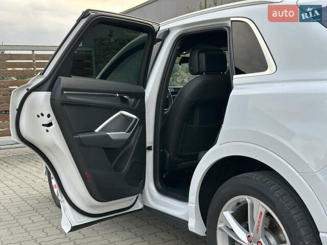 Білий Ауді Ку3, об'ємом двигуна 2 л та пробігом 42 тис. км за 28500 $, фото 67 на Automoto.ua