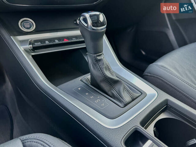 Білий Ауді Ку3, об'ємом двигуна 2 л та пробігом 42 тис. км за 28500 $, фото 63 на Automoto.ua