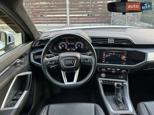 Білий Ауді Ку3, об'ємом двигуна 2 л та пробігом 42 тис. км за 28500 $, фото 55 на Automoto.ua