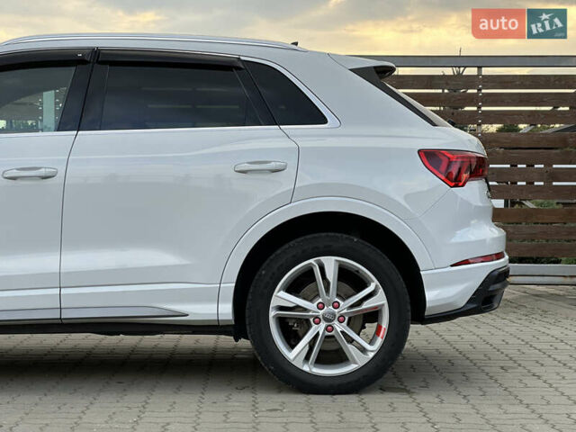 Білий Ауді Ку3, об'ємом двигуна 2 л та пробігом 42 тис. км за 28500 $, фото 17 на Automoto.ua