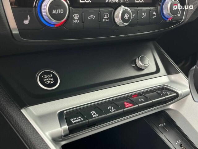 Белый Ауди Ку3, объемом двигателя 2 л и пробегом 84 тыс. км за 27990 $, фото 40 на Automoto.ua