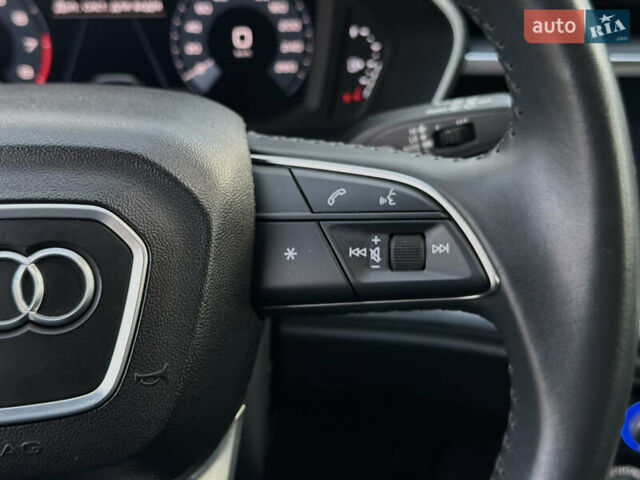 Білий Ауді Ку3, об'ємом двигуна 2 л та пробігом 42 тис. км за 28500 $, фото 58 на Automoto.ua