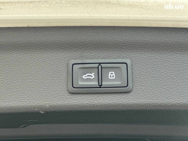 Ауди Ку3 2021 в Одессе на Automoto.ua Белый Ауди Ку3, объемом двигателя 2 л и пробегом 58 тыс. км за 32340 $, фото 16 на Automoto.ua