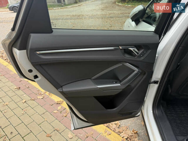 Ауди Ку3 2021 в Киеве на Automoto.ua Белый Ауди Ку3, объемом двигателя 1.98 л и пробегом 122 тыс. км за 28500 $, фото 18 на Automoto.ua