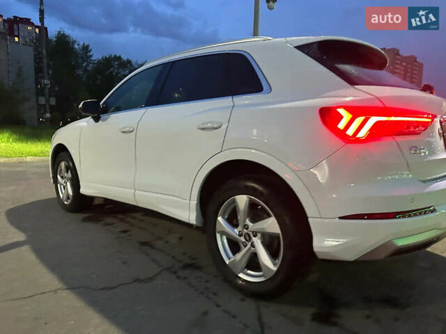 Белый Ауди Ку3, объемом двигателя 1.98 л и пробегом 142 тыс. км за 21500 $, фото 7 на Automoto.ua