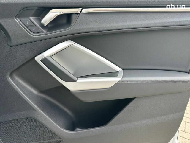 Ауди Ку3 2021 в Одессе на Automoto.ua Белый Ауди Ку3, объемом двигателя 2 л и пробегом 58 тыс. км за 32340 $, фото 24 на Automoto.ua