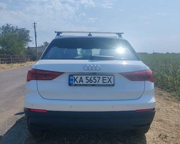 Білий Ауді Ку3, об'ємом двигуна 1.98 л та пробігом 22 тис. км за 41657 $, фото 4 на Automoto.ua
