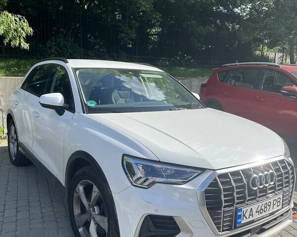 Белый Ауди Ку3, объемом двигателя 1.97 л и пробегом 125 тыс. км за 38000 $, фото 2 на Automoto.ua