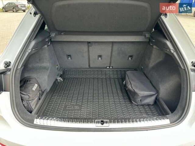 Ауди Ку3 2021 в Одессе на Automoto.ua Белый Ауди Ку3, объемом двигателя 2 л и пробегом 58 тыс. км за 32340 $, фото 15 на Automoto.ua