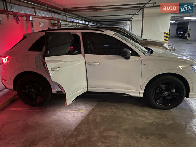 Белый Ауди Ку3, объемом двигателя 1.98 л и пробегом 23 тыс. км за 31500 $, фото 4 на Automoto.ua