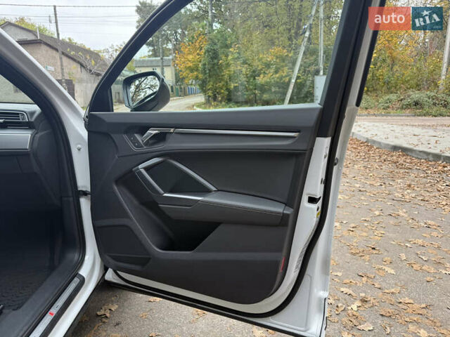 Ауди Ку3 2021 в Киеве на Automoto.ua Белый Ауди Ку3, объемом двигателя 1.98 л и пробегом 122 тыс. км за 28500 $, фото 44 на Automoto.ua