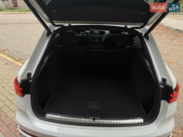 Ауди Ку3 2021 в Киеве на Automoto.ua Белый Ауди Ку3, объемом двигателя 1.98 л и пробегом 122 тыс. км за 28500 $, фото 52 на Automoto.ua