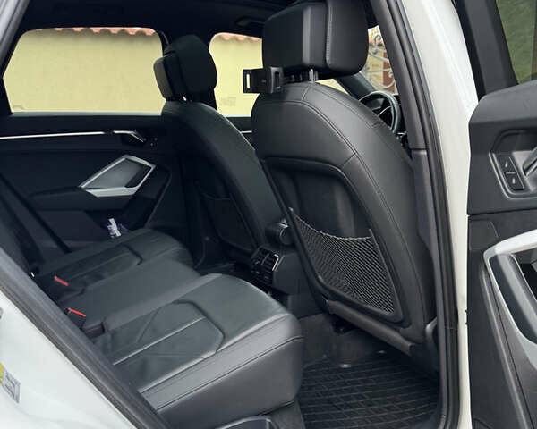 Білий Ауді Ку3, об'ємом двигуна 1.98 л та пробігом 142 тис. км за 25500 $, фото 15 на Automoto.ua