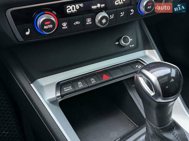 Білий Ауді Ку3, об'ємом двигуна 1.98 л та пробігом 144 тис. км за 24800 $, фото 22 на Automoto.ua