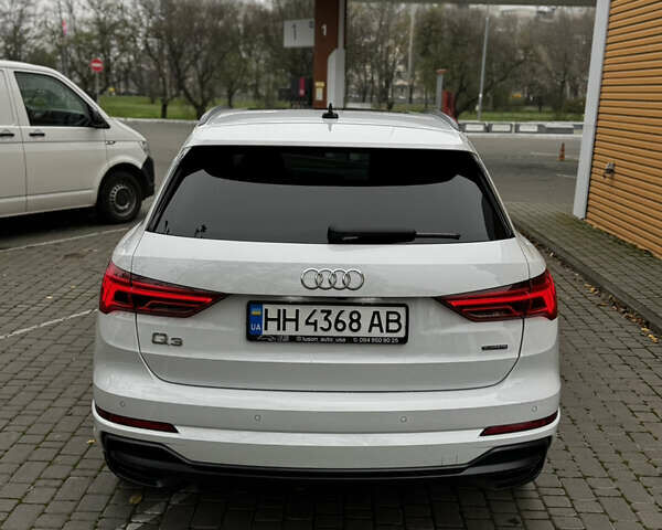 Белый Ауди Ку3, объемом двигателя 2 л и пробегом 60 тыс. км за 29500 $, фото 4 на Automoto.ua