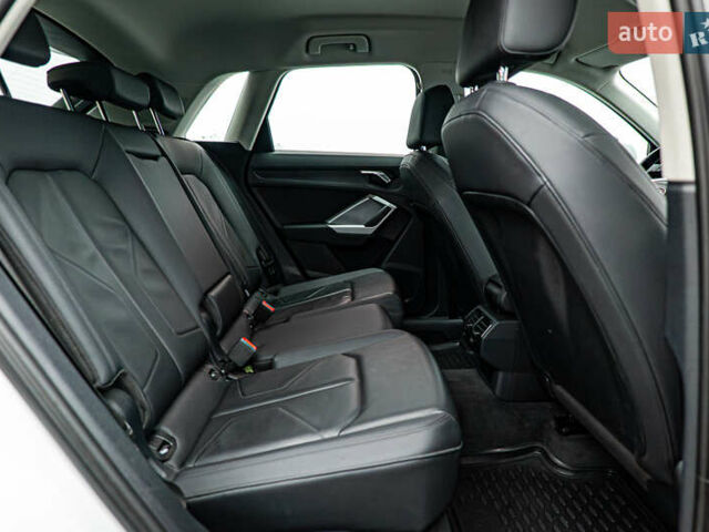 Белый Ауди Ку3, объемом двигателя 2 л и пробегом 85 тыс. км за 28800 $, фото 20 на Automoto.ua