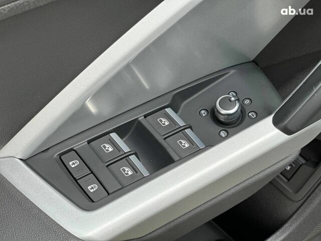 Ауди Ку3 2021 в Одессе на Automoto.ua Белый Ауди Ку3, объемом двигателя 2 л и пробегом 58 тыс. км за 32340 $, фото 26 на Automoto.ua