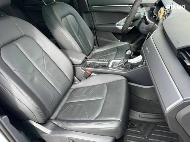 Ауди Ку3 2021 в Одессе на Automoto.ua Белый Ауди Ку3, объемом двигателя 2 л и пробегом 58 тыс. км за 32340 $, фото 23 на Automoto.ua