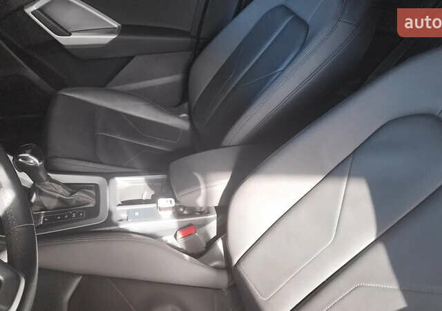 Белый Ауди Ку3, объемом двигателя 1.98 л и пробегом 142 тыс. км за 21500 $, фото 14 на Automoto.ua