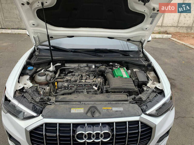 Белый Ауди Ку3, объемом двигателя 2 л и пробегом 115 тыс. км за 16989 $, фото 55 на Automoto.ua