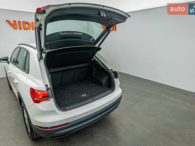 Белый Ауди Ку3, объемом двигателя 2 л и пробегом 85 тыс. км за 28800 $, фото 6 на Automoto.ua