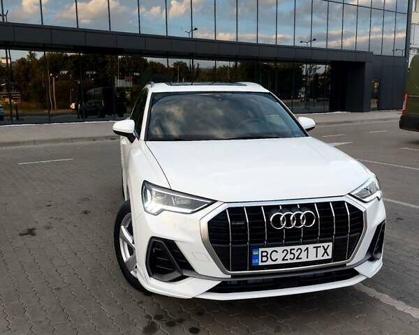 Белый Ауди Ку3, объемом двигателя 1.98 л и пробегом 50 тыс. км за 25200 $, фото 24 на Automoto.ua