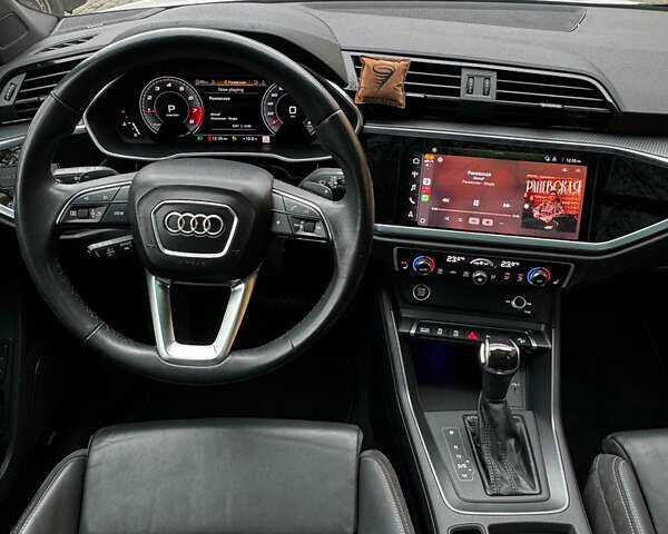 Белый Ауди Ку3, объемом двигателя 2 л и пробегом 60 тыс. км за 29500 $, фото 12 на Automoto.ua