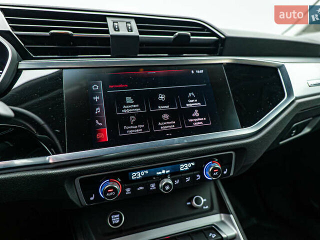 Белый Ауди Ку3, объемом двигателя 2 л и пробегом 85 тыс. км за 28800 $, фото 16 на Automoto.ua