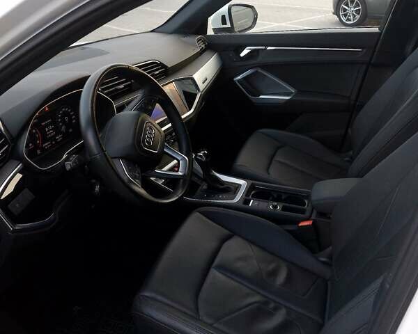 Белый Ауди Ку3, объемом двигателя 1.98 л и пробегом 50 тыс. км за 25200 $, фото 23 на Automoto.ua