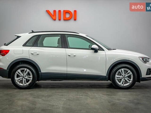 Белый Ауди Ку3, объемом двигателя 2 л и пробегом 85 тыс. км за 28800 $, фото 3 на Automoto.ua